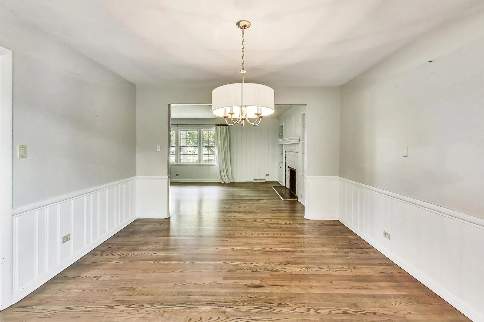 125 N Prospect Ave, ,  60514, USA 60514-Clarendon Hills-IL
