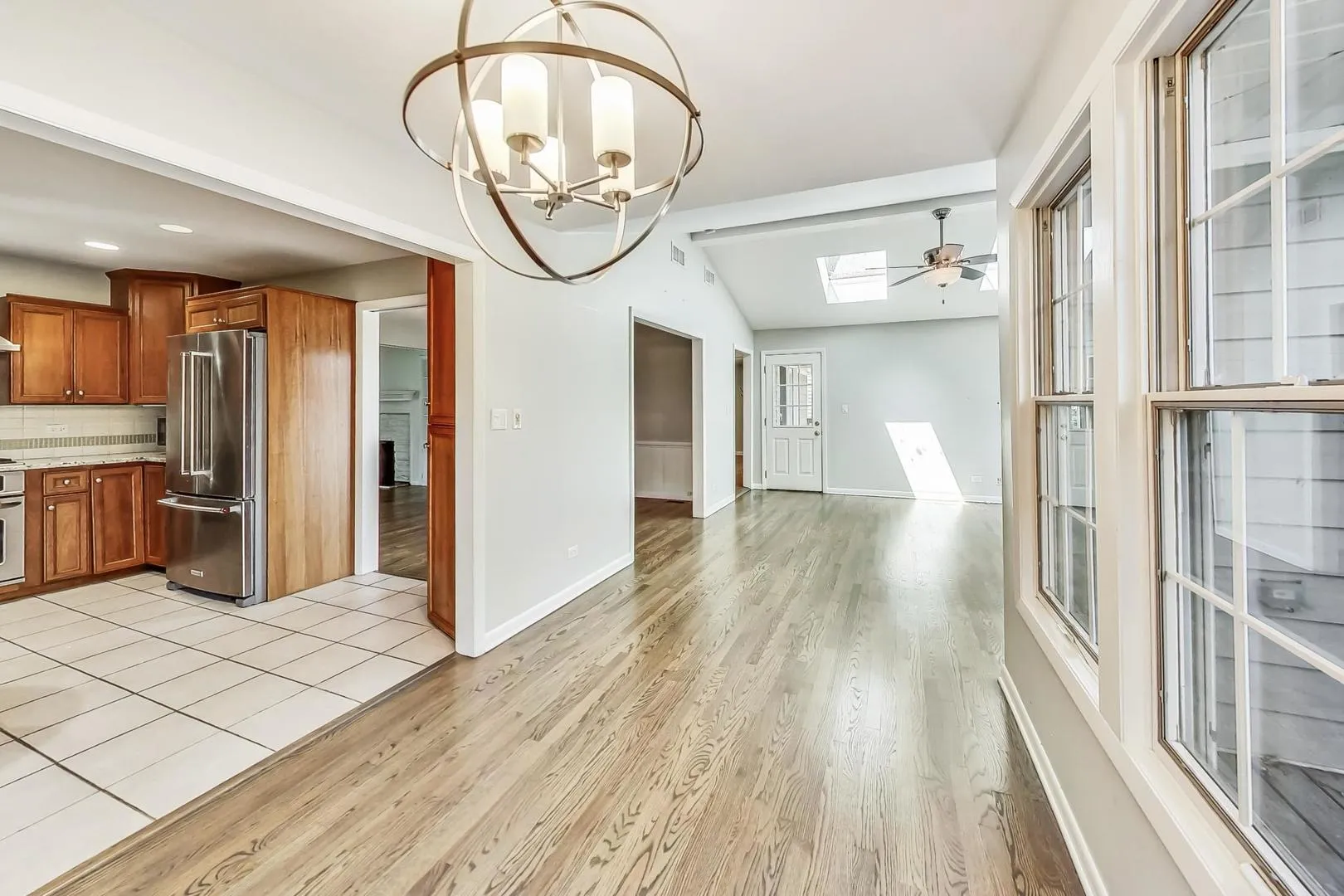 125 N Prospect Ave, ,  60514, USA 60514-Clarendon Hills-IL