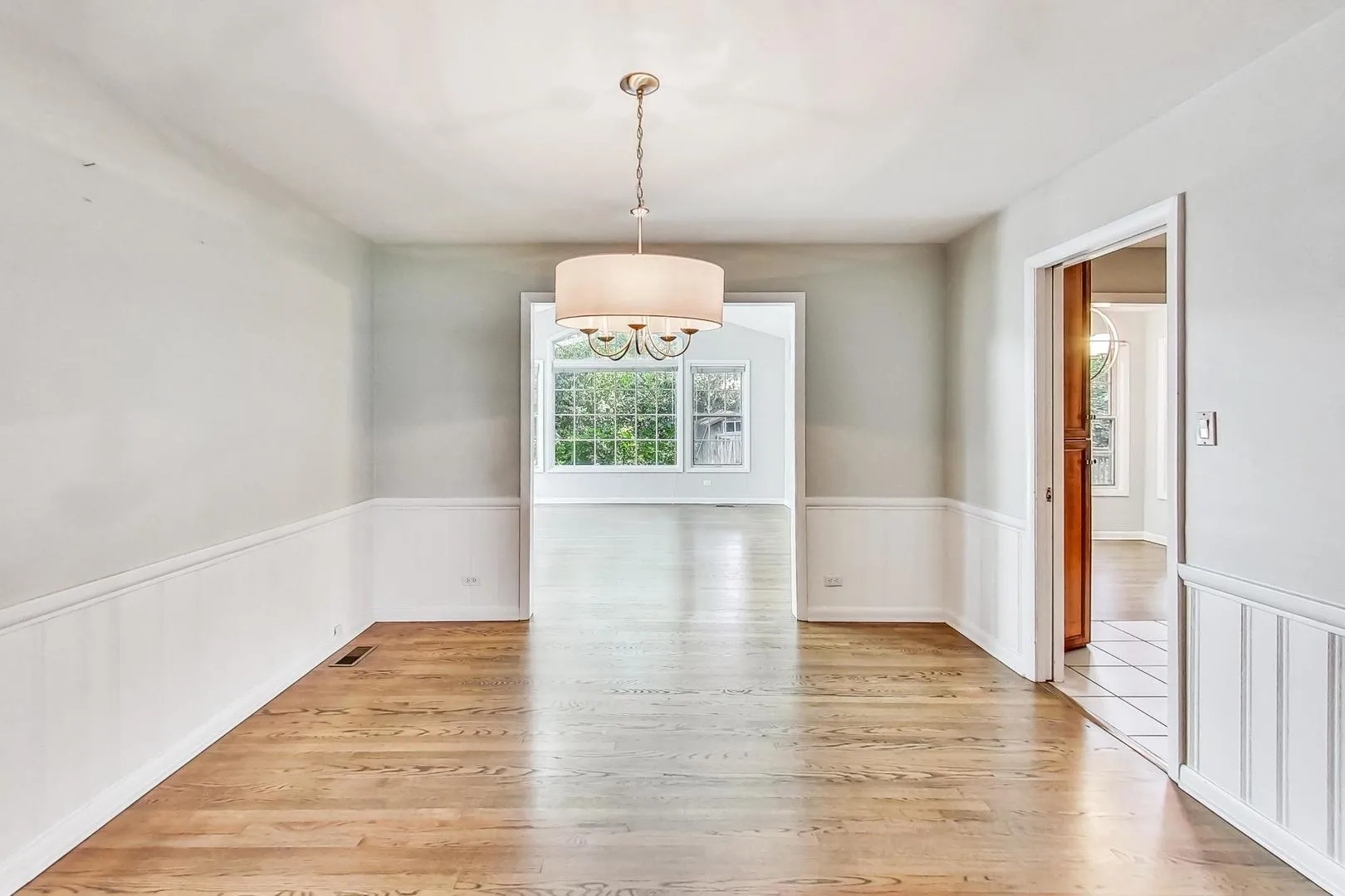 125 N Prospect Ave, ,  60514, USA 60514-Clarendon Hills-IL