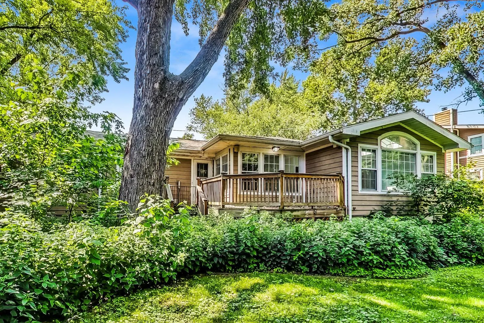 125 N Prospect Ave, ,  60514, USA 60514-Clarendon Hills-IL