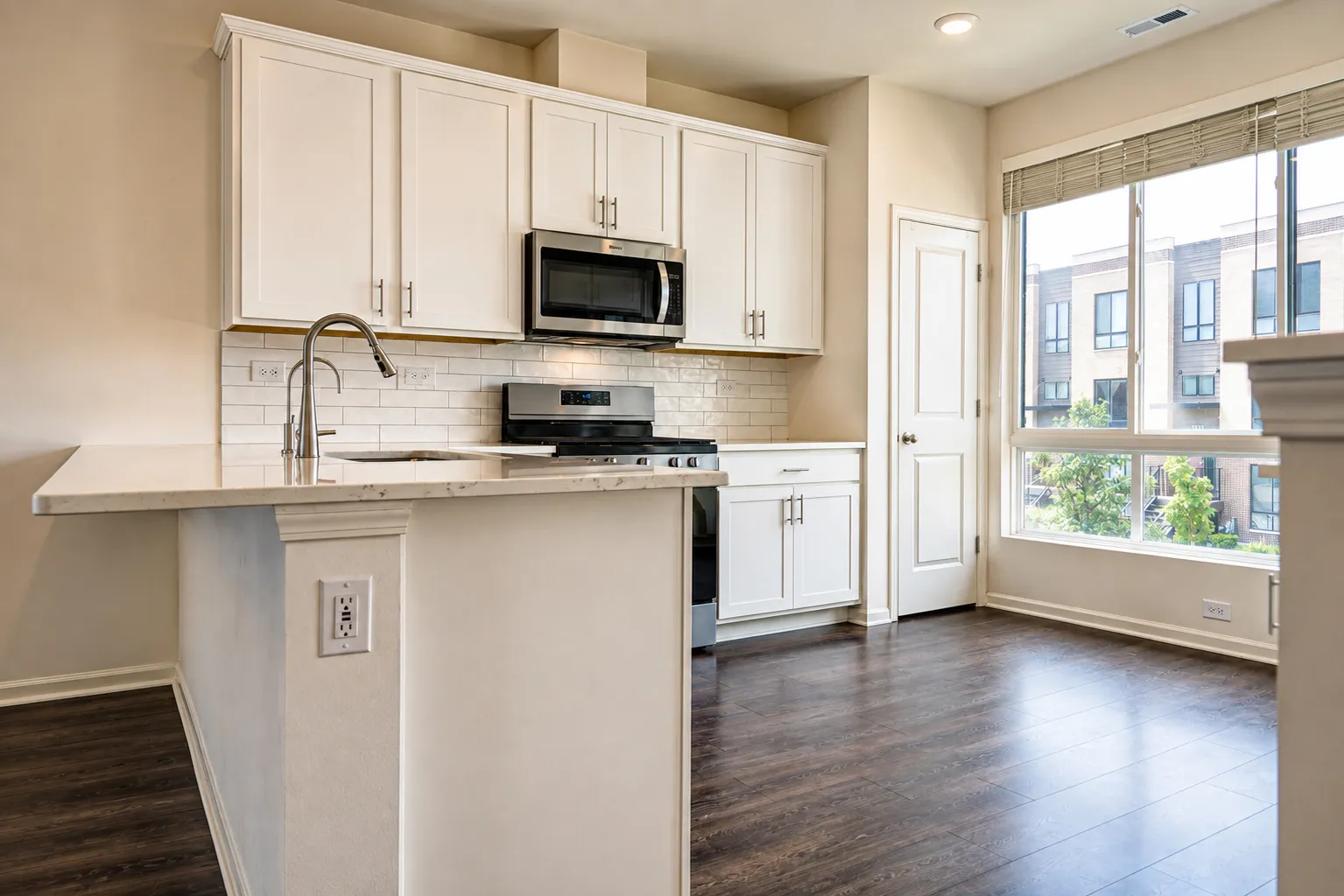 2323 Prestige Pl, , 60173, USA 60173-Schaumburg-IL