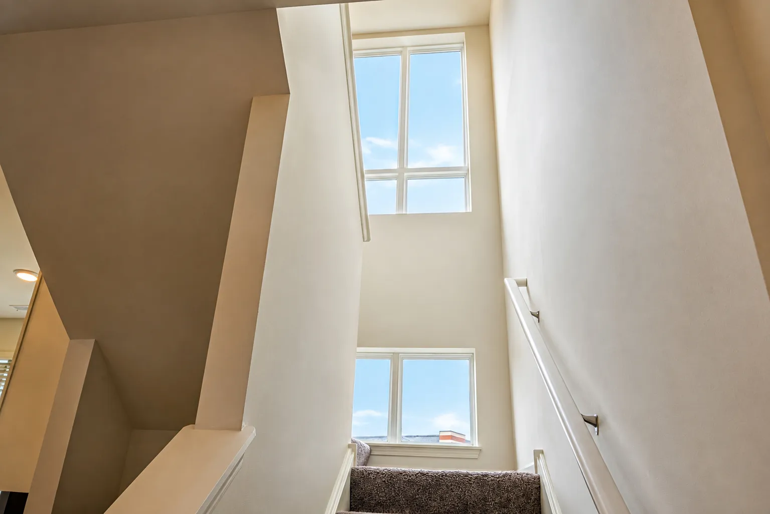 2323 Prestige Pl, , 60173, USA 60173-Schaumburg-IL