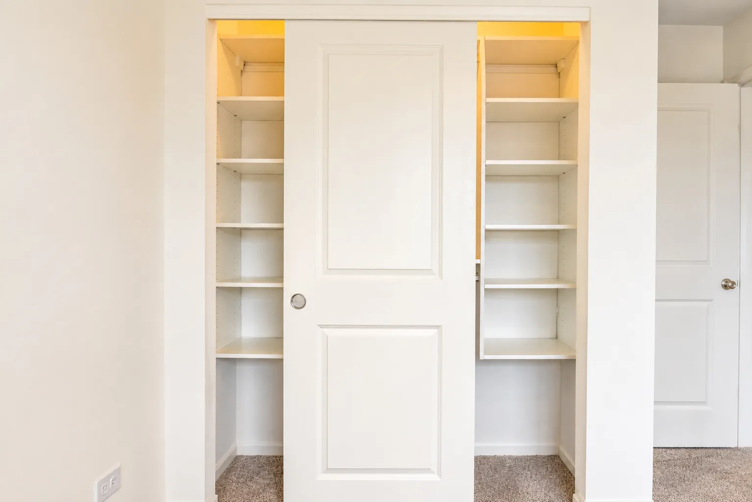 2323 Prestige Pl, , 60173, USA 60173-Schaumburg-IL
