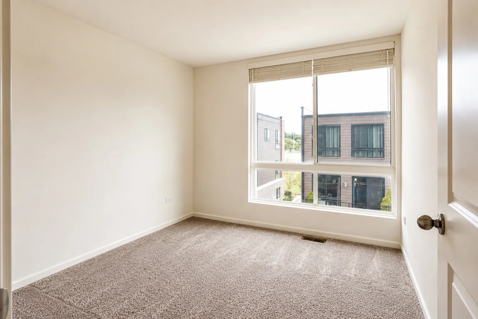 2323 Prestige Pl, , 60173, USA 60173-Schaumburg-IL