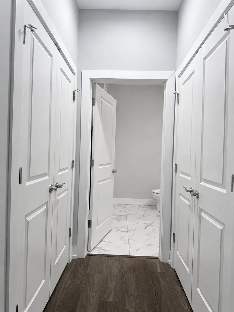 1202 Waukegan Rd, ,  60025, USA 60025-Glenview-IL
