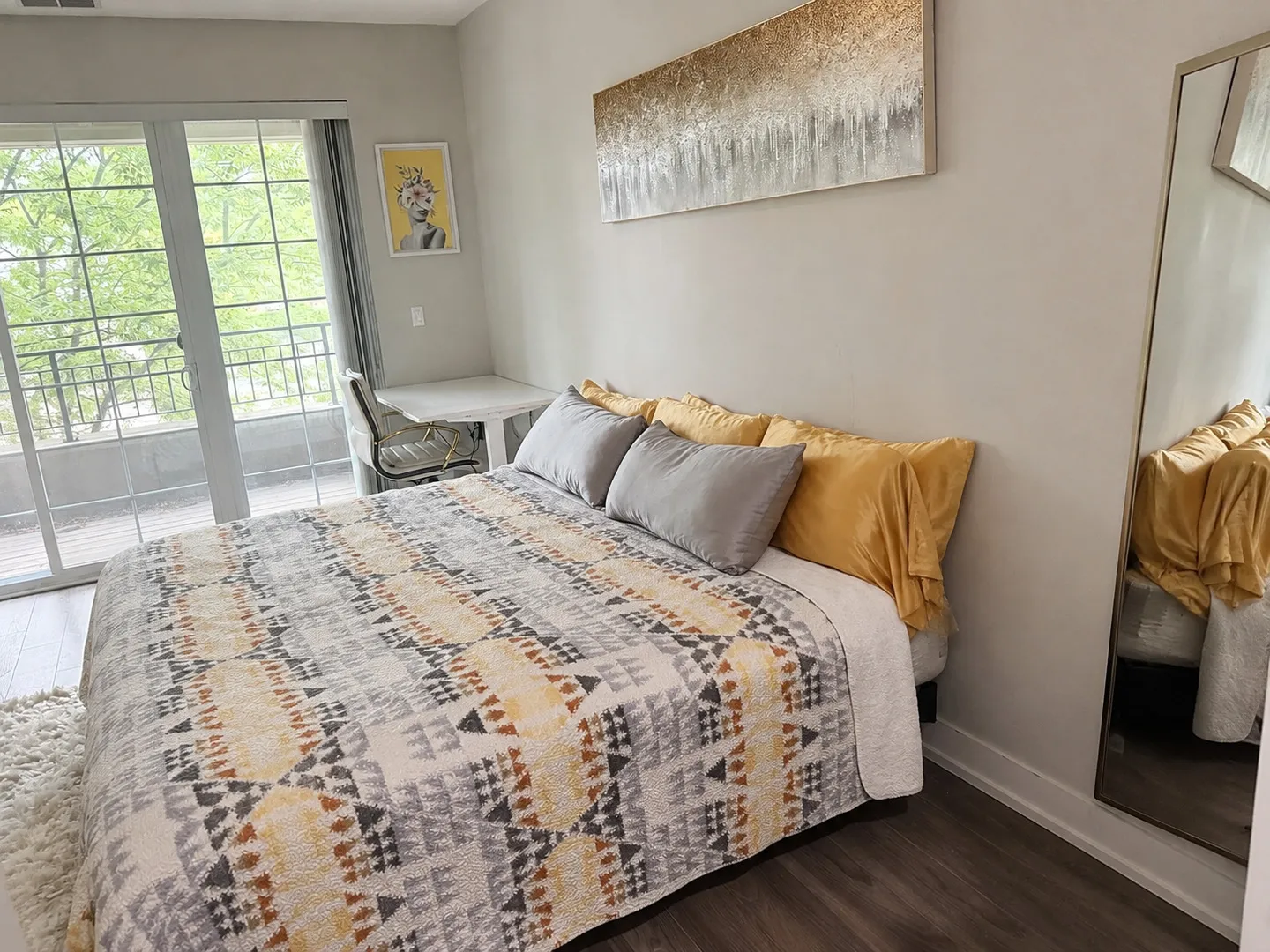 1202 Waukegan Rd, ,  60025, USA 60025-Glenview-IL