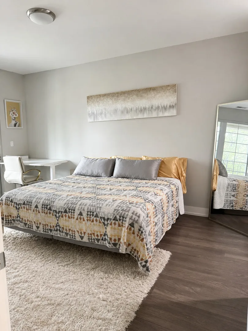 1202 Waukegan Rd, ,  60025, USA 60025-Glenview-IL