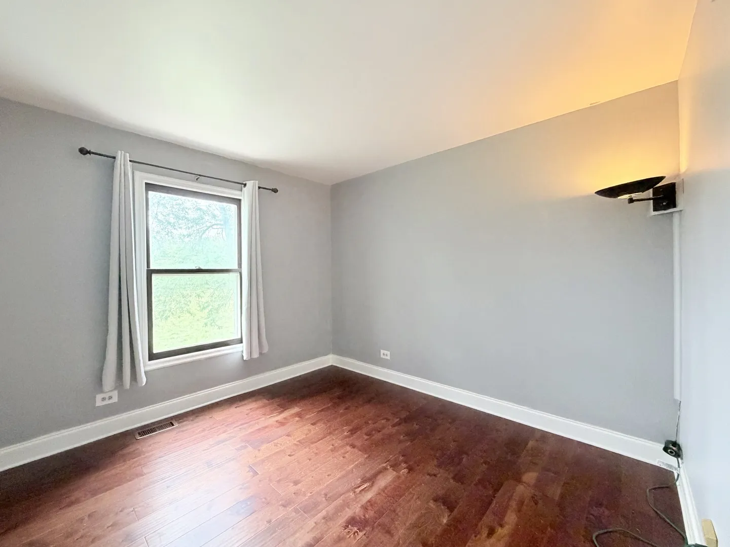 95 Southfield Dr, ,  60061, USA 60061-Vernon Hills-IL