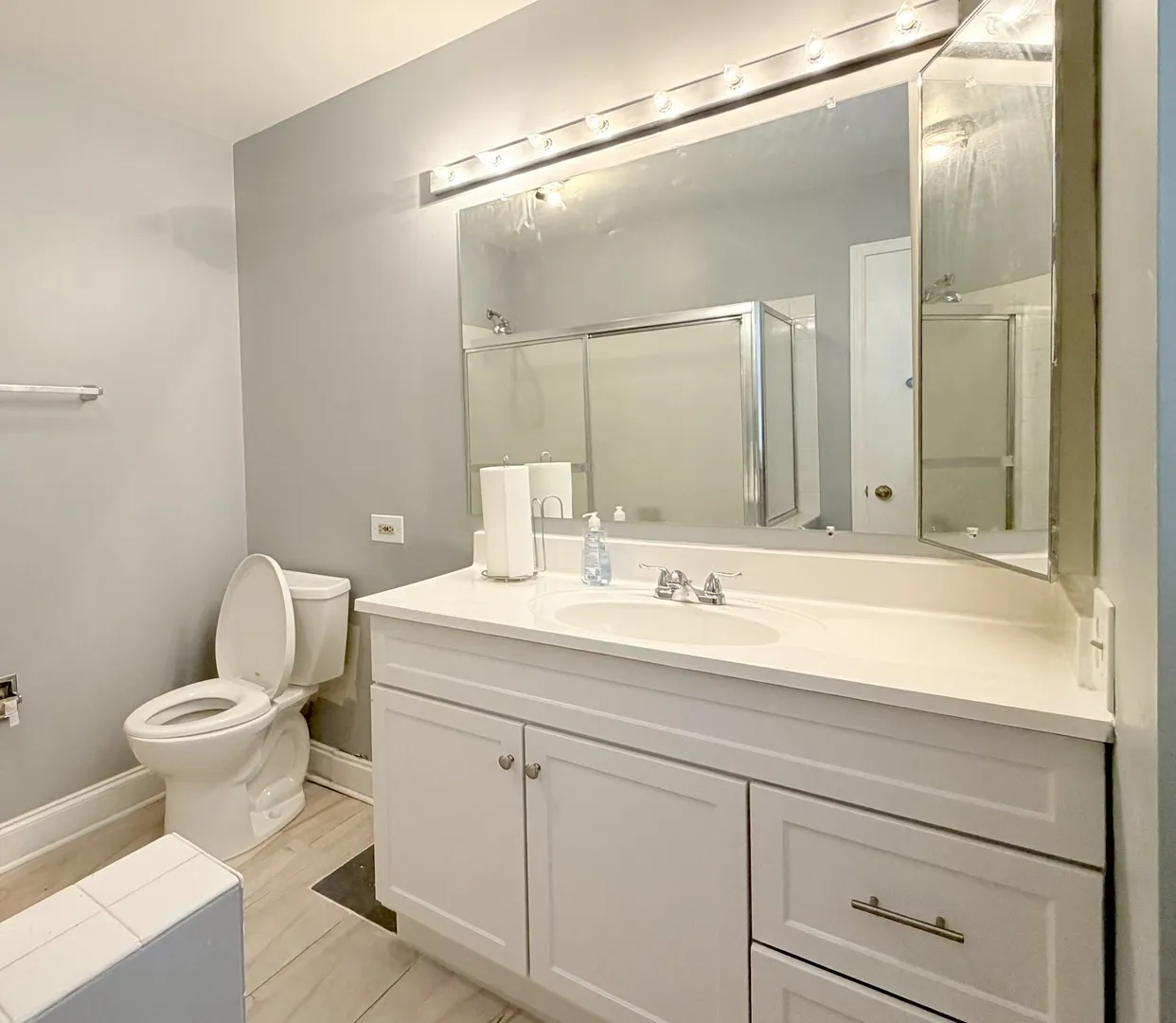95 Southfield Dr, ,  60061, USA 60061-Vernon Hills-IL