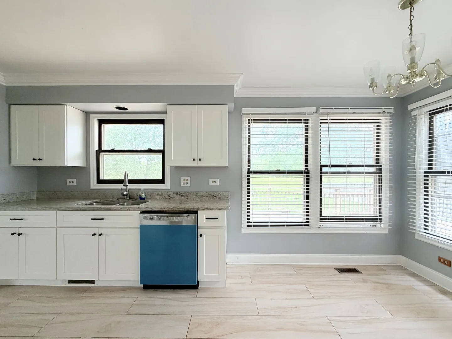 95 Southfield Dr, ,  60061, USA 60061-Vernon Hills-IL