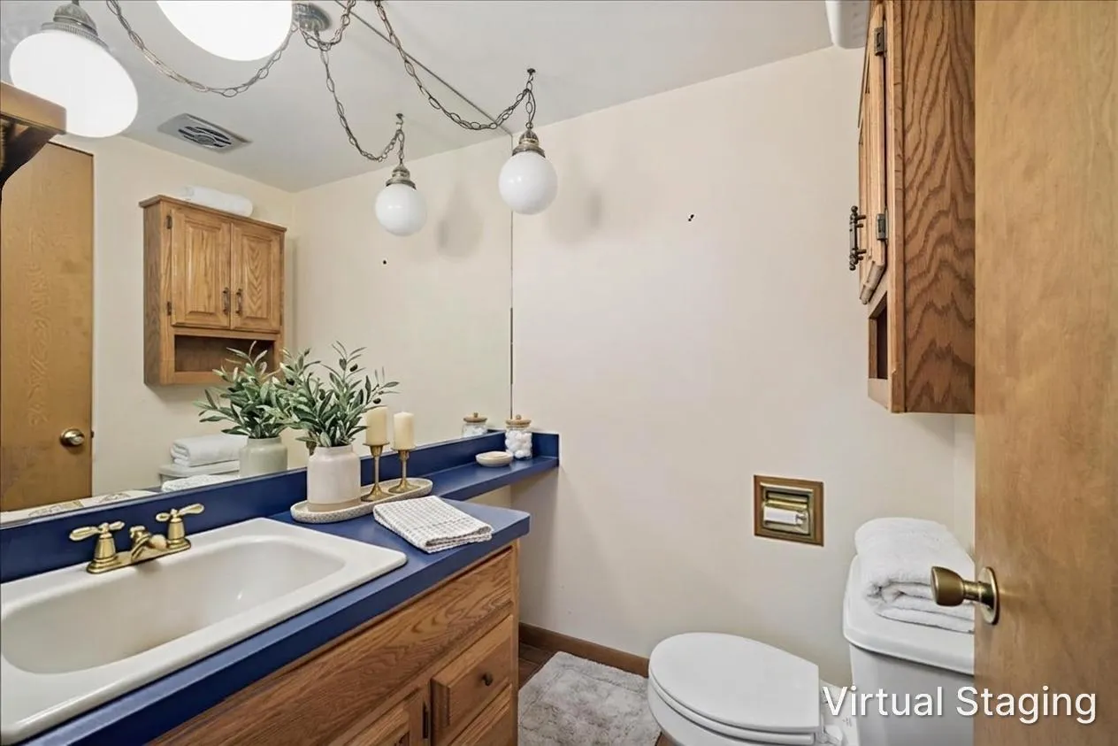 921 Wilmot Rd, ,  60015, USA 60015-Deerfield-IL