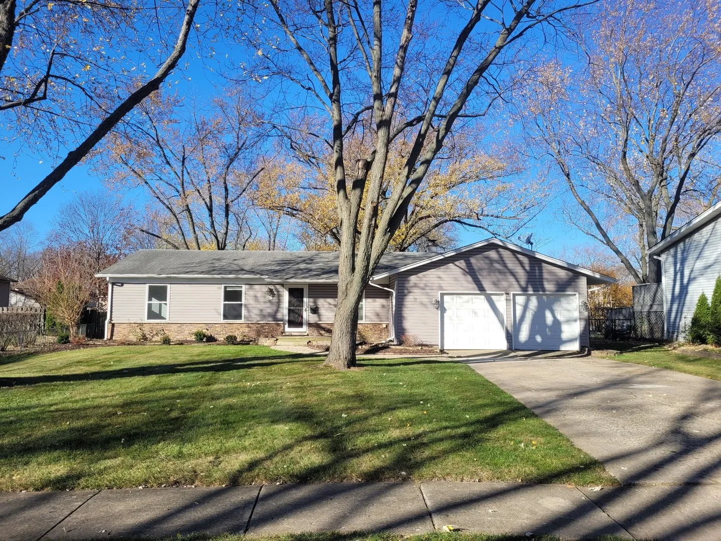 364 N Everett Dr, , 60074, USA 60074-Palatine-IL