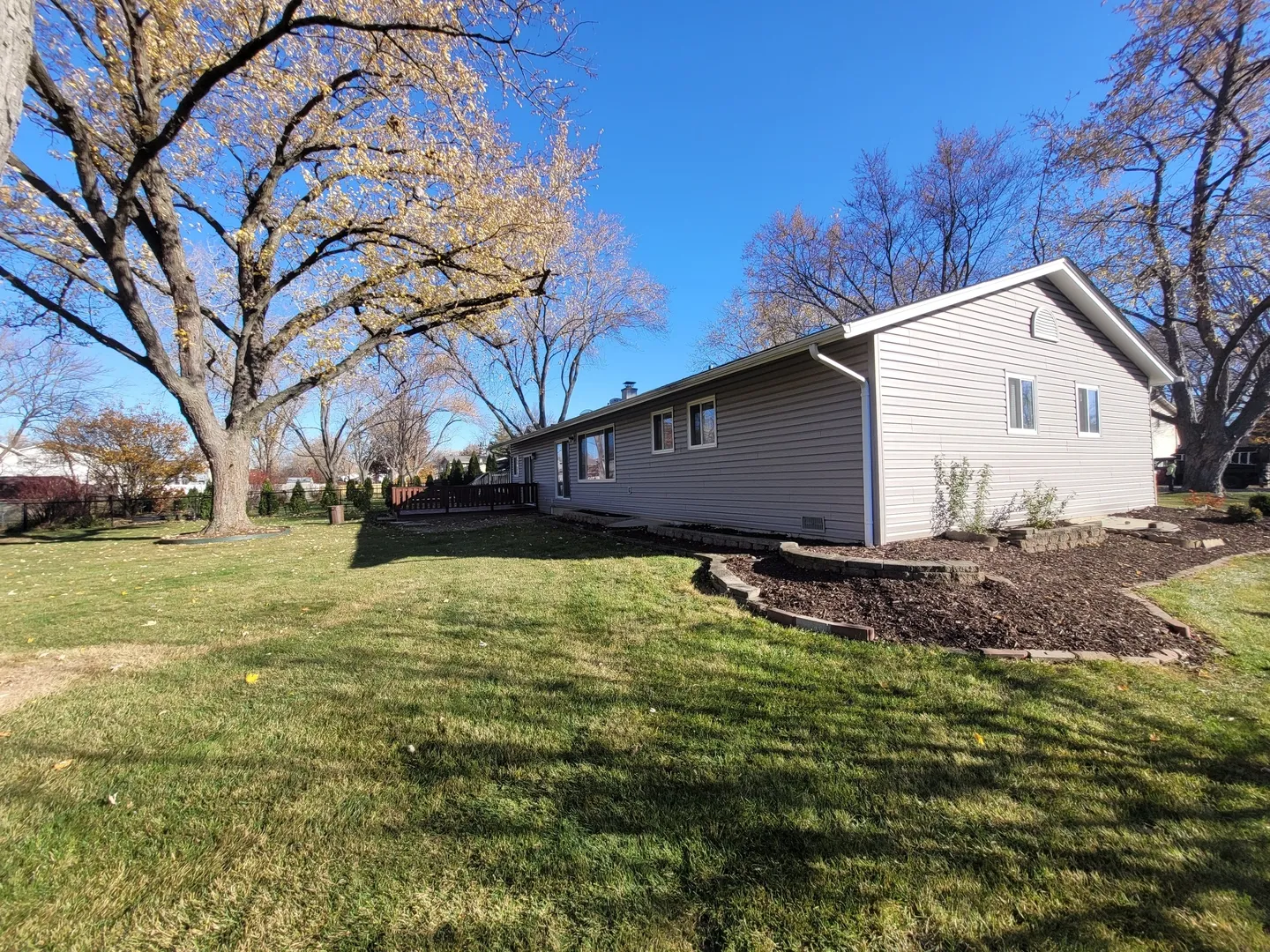364 N Everett Dr, ,  60074, USA 60074-Palatine-IL