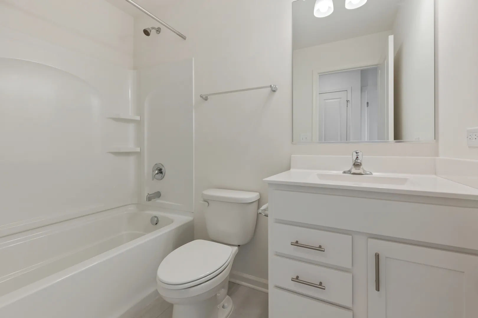 1289 Lakepointe Dr, , 60173, USA 60173-Schaumburg-IL