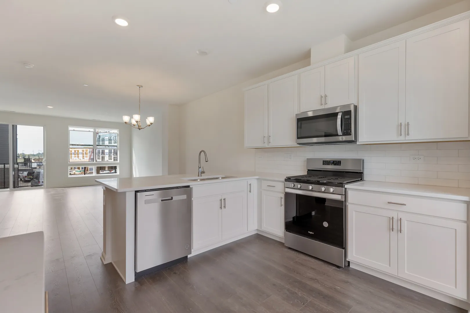 1289 Lakepointe Dr, , 60173, USA 60173-Schaumburg-IL