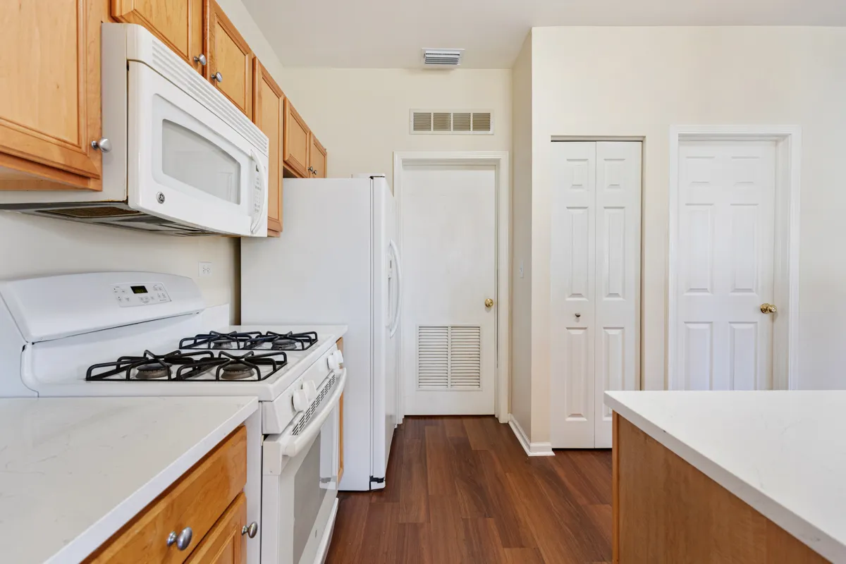 2759 McClennan Ct, ,  60563, USA 60563-Naperville-IL