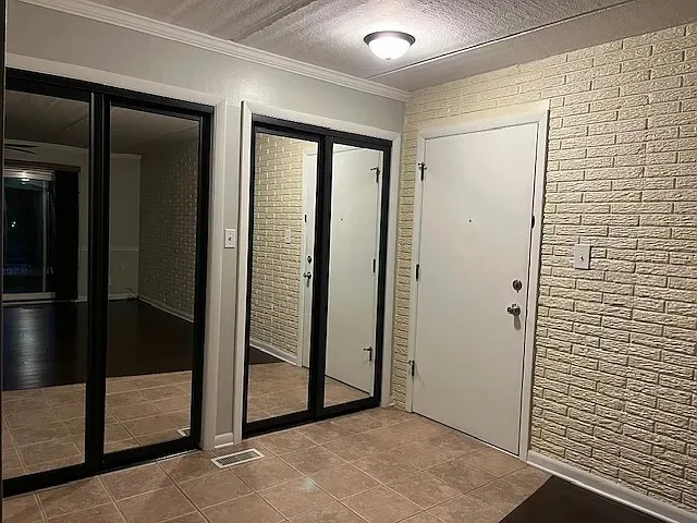 1125 Royal St George Dr, , 60563, USA 60563-Naperville-IL