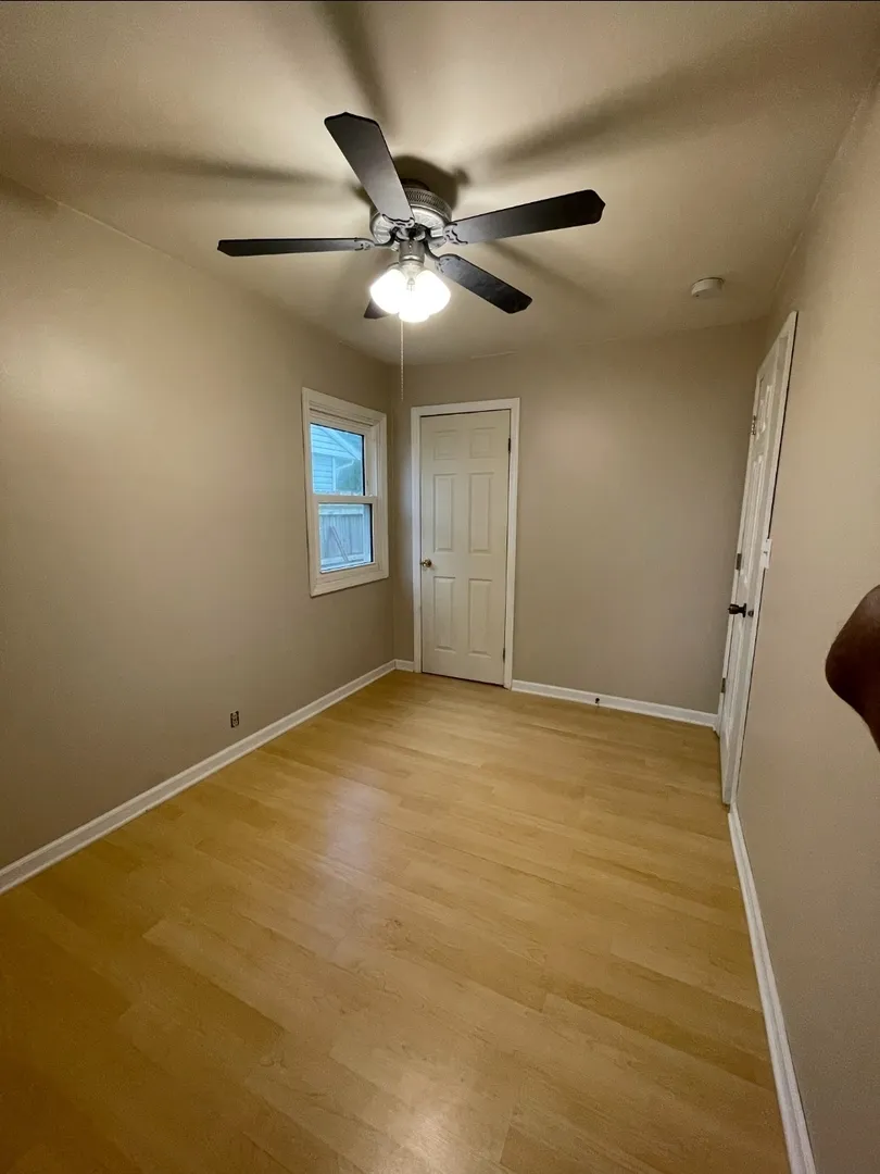 420 Garland Ave, ,  60446, USA 60446-Romeoville-IL
