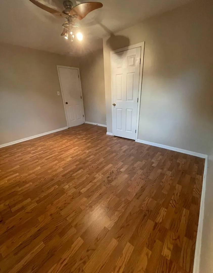 420 Garland Ave, ,  60446, USA 60446-Romeoville-IL