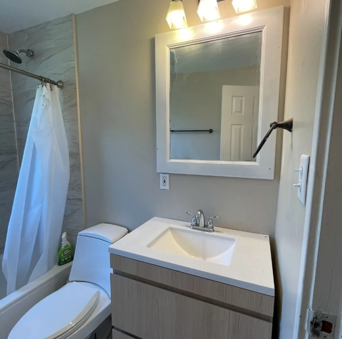 420 Garland Ave, ,  60446, USA 60446-Romeoville-IL