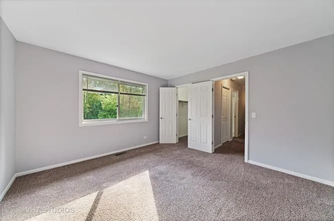 450 Valley Dr, , 60563, USA 60563-Naperville-IL