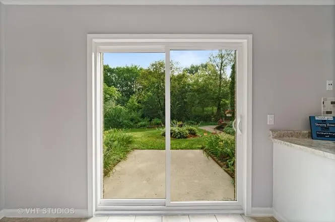 450 Valley Dr, , 60563, USA 60563-Naperville-IL