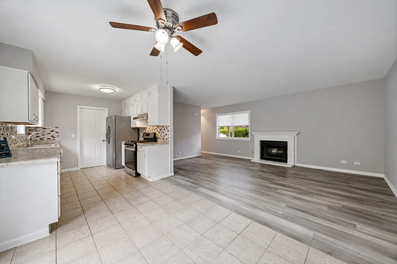 450 Valley Dr, , 60563, USA 60563-Naperville-IL