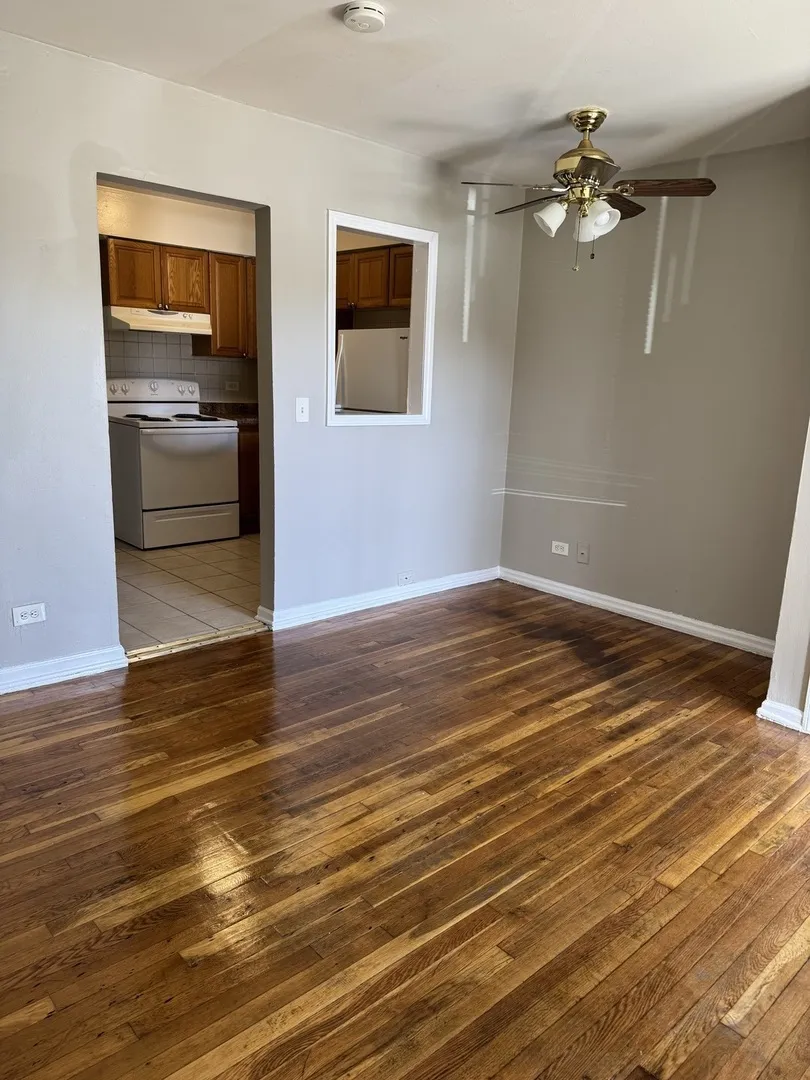 1340 N Main St, , 60187, USA 60187-Wheaton-IL