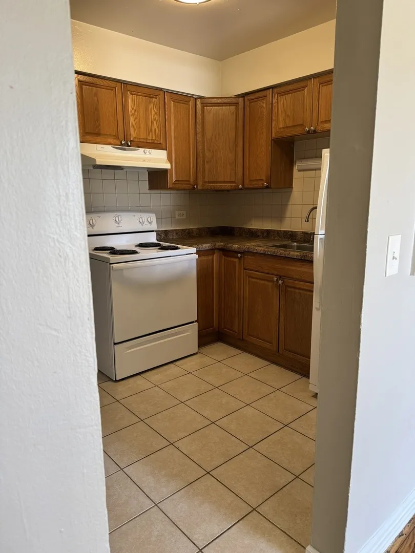 1340 N Main St, , 60187, USA 60187-Wheaton-IL