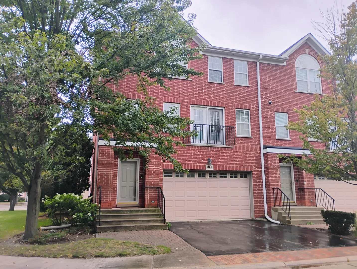 893 Enfield Dr, ,  60062, USA 60062-Northbrook-IL