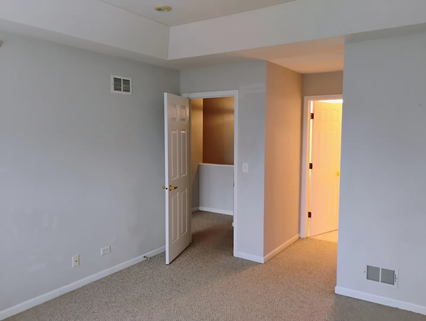 893 Enfield Dr, ,  60062, USA 60062-Northbrook-IL