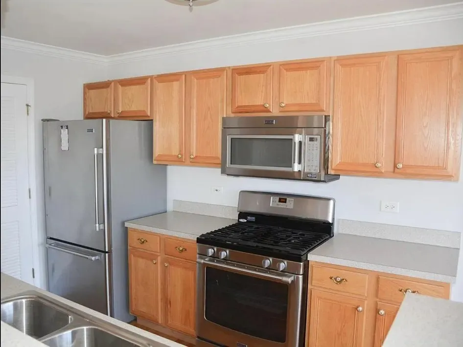 893 Enfield Dr, ,  60062, USA 60062-Northbrook-IL
