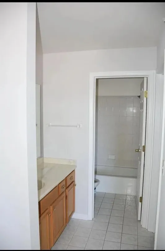 893 Enfield Dr, ,  60062, USA 60062-Northbrook-IL