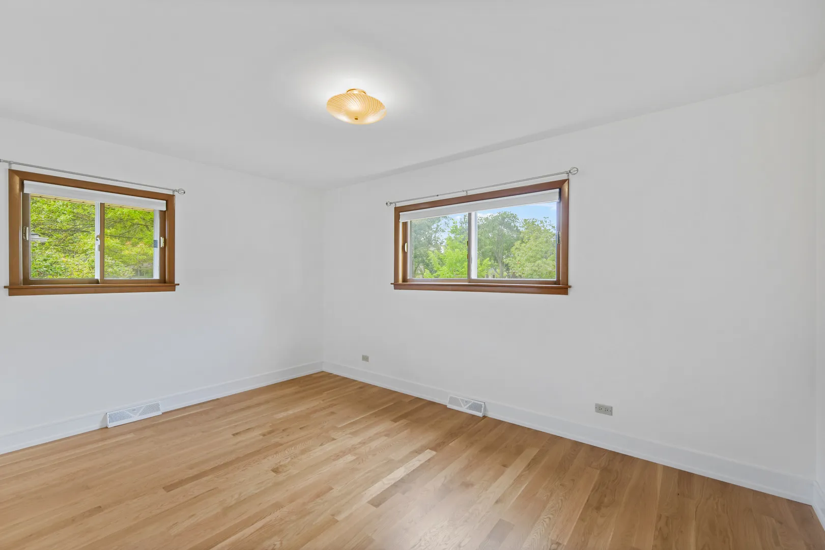 825 Ottawa Ave, ,  60068, USA 60068-Park Ridge-IL