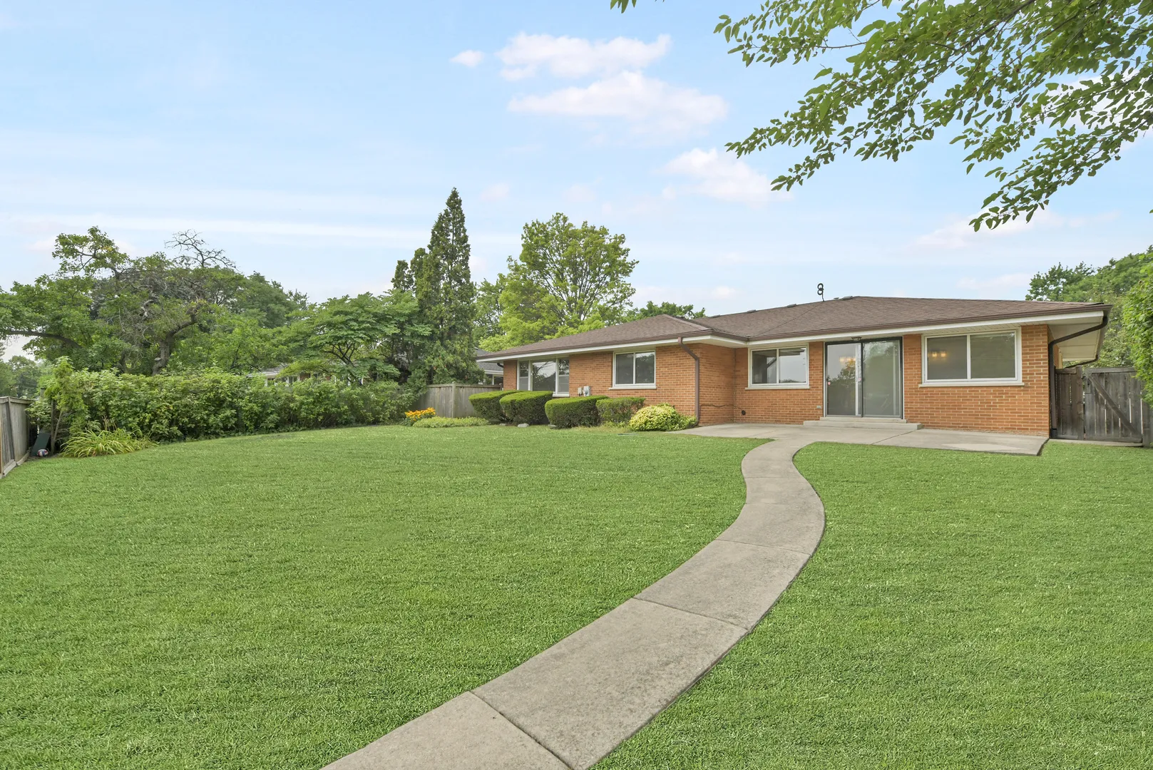 825 Ottawa Ave, ,  60068, USA 60068-Park Ridge-IL