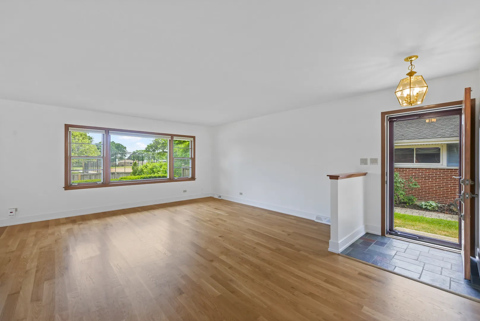 825 Ottawa Ave, ,  60068, USA 60068-Park Ridge-IL