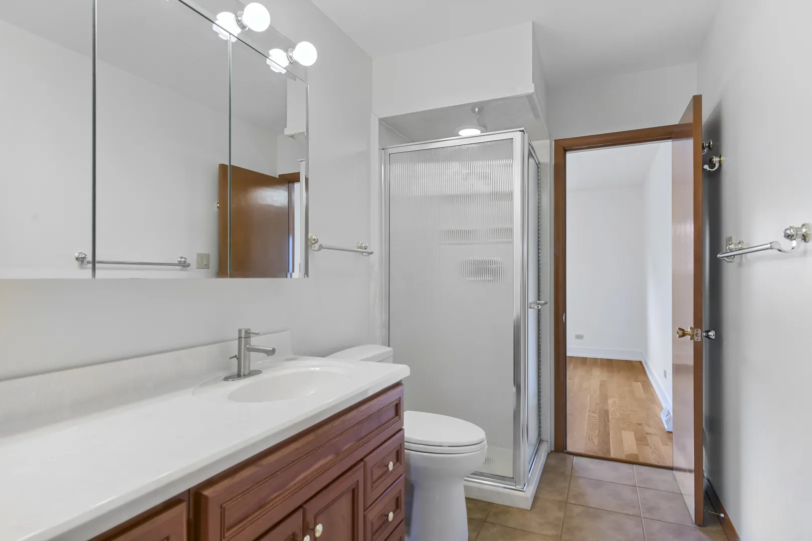 825 Ottawa Ave, ,  60068, USA 60068-Park Ridge-IL