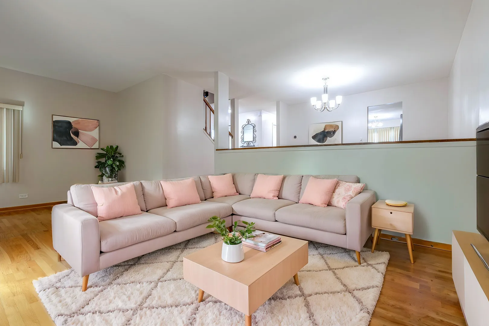 1013 Sussex Dr, ,  60062, USA 60062-Northbrook-IL