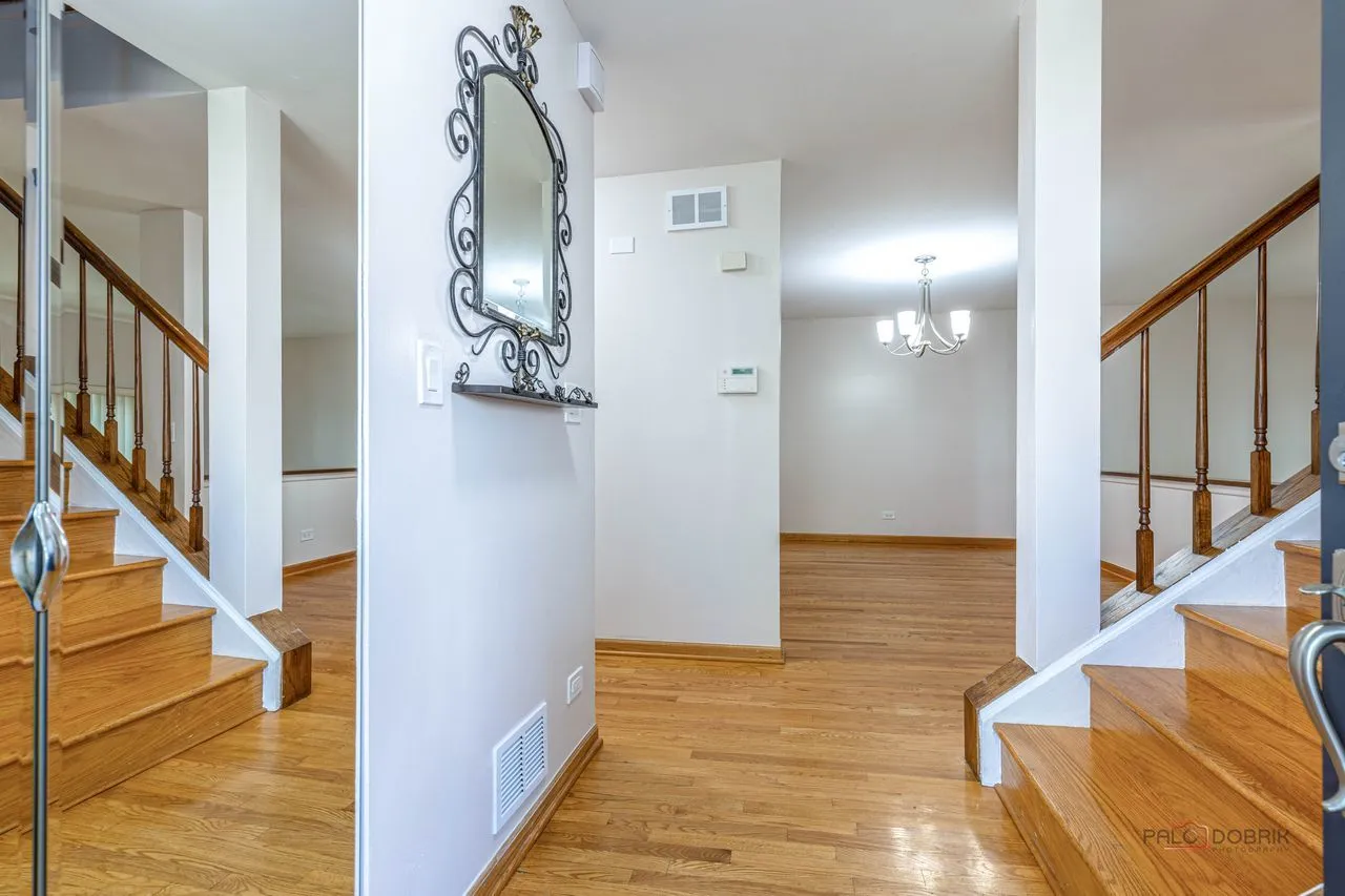 1013 Sussex Dr, ,  60062, USA 60062-Northbrook-IL