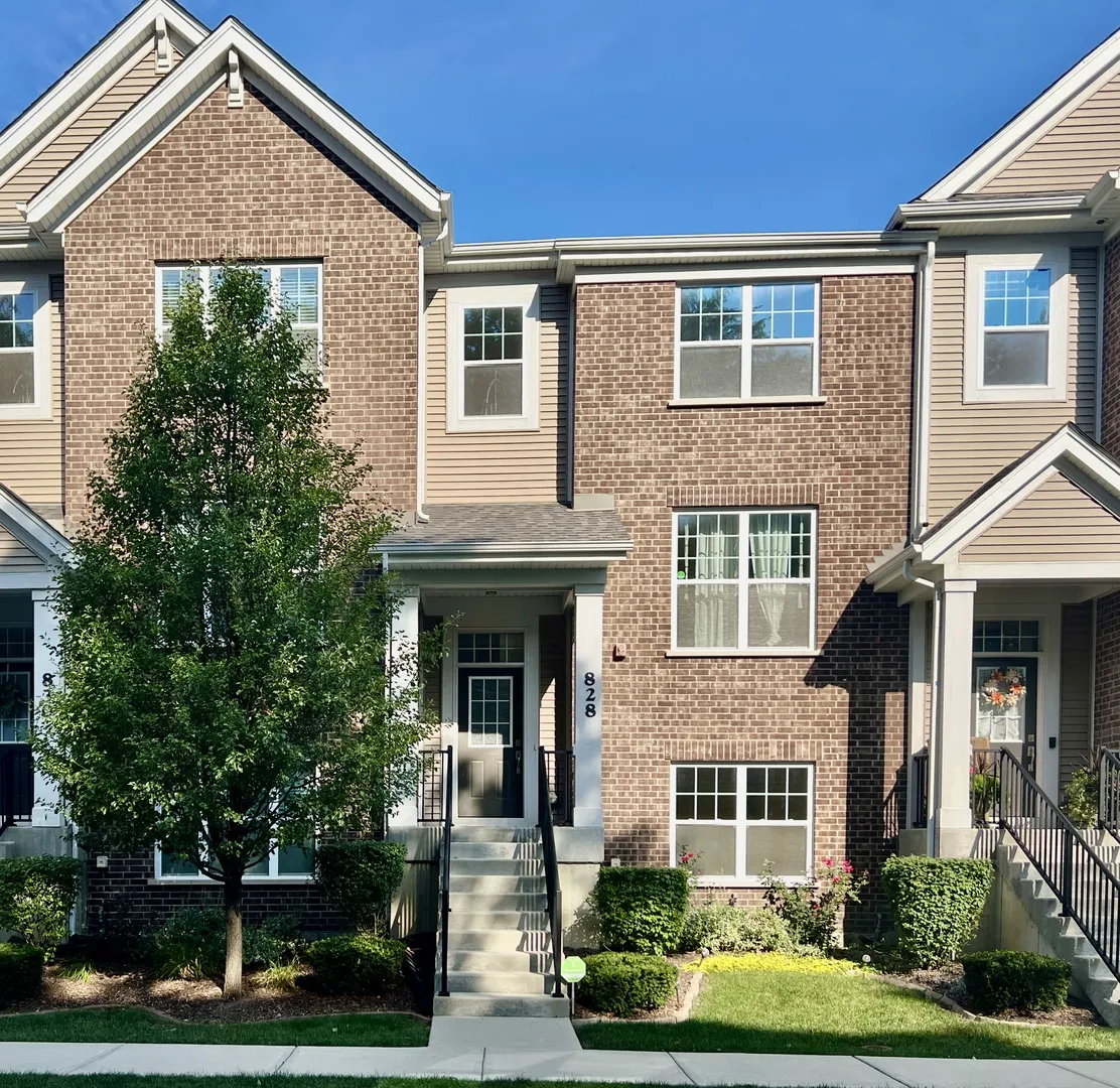 828 Center St, , 60016, USA 60016-Des Plaines-IL
