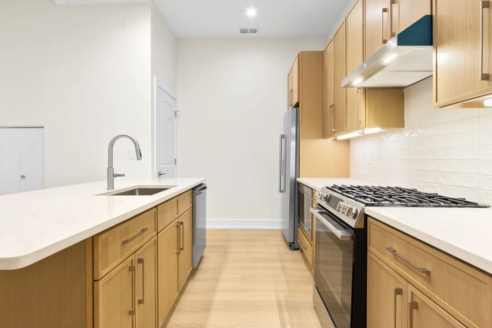 1246 W Bryn Mawr Ave, ,  60660, USA 60660-Chicago-IL