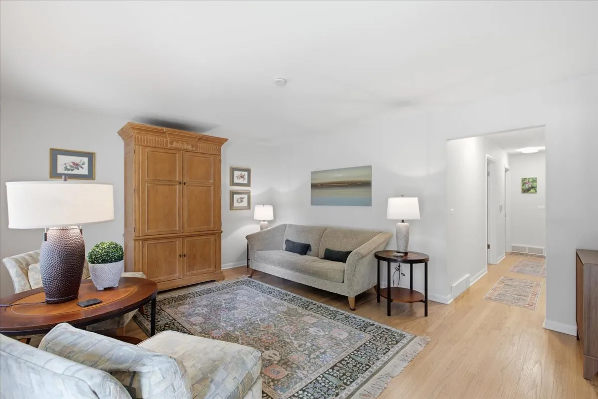116 W Sturtz St, , 60010, USA 60010-Barrington-IL