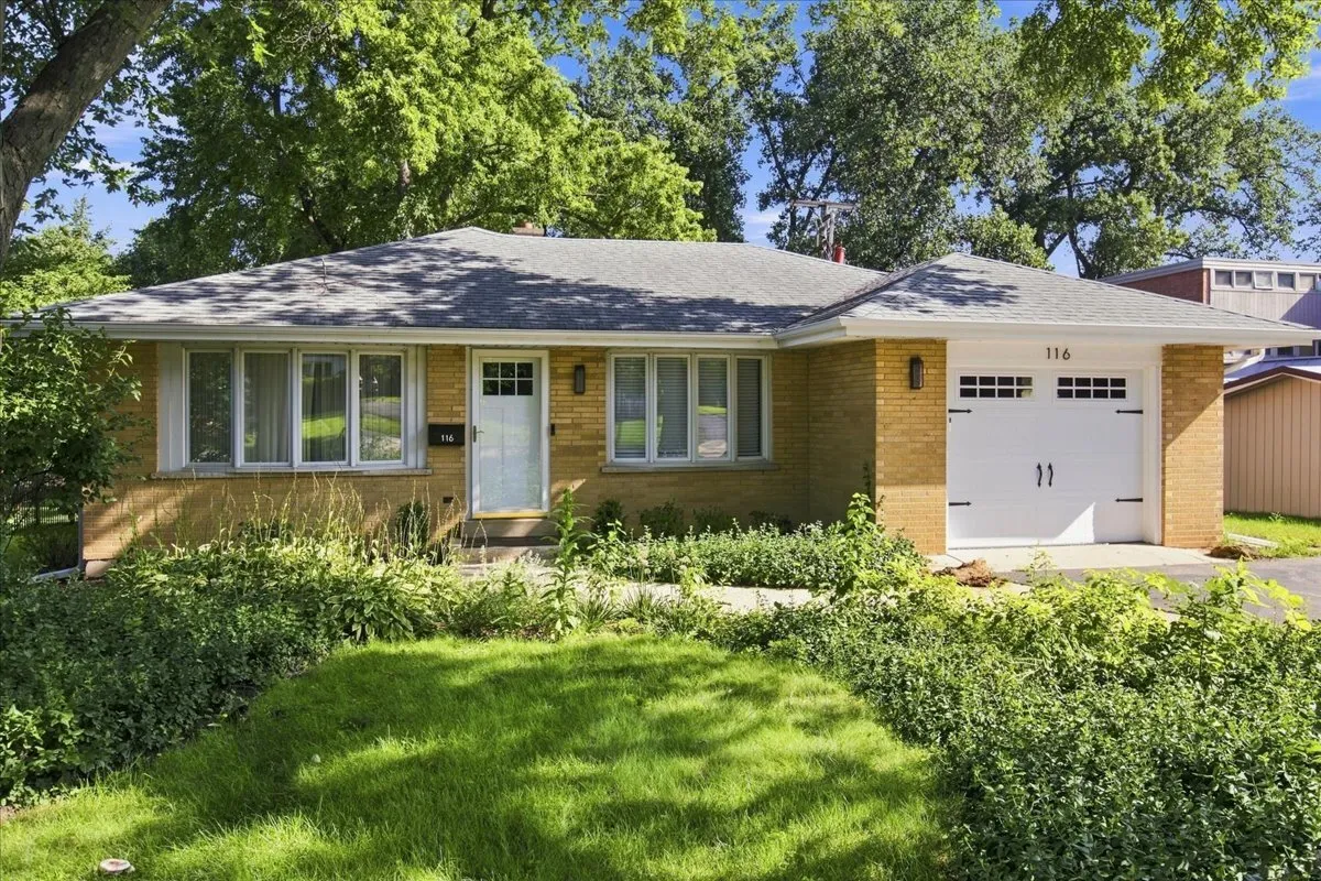 116 W Sturtz St, , 60010, USA 60010-Barrington-IL