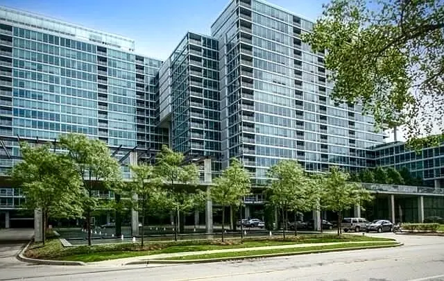 9725 Woods Dr, , 60077, USA 60077-Skokie-IL