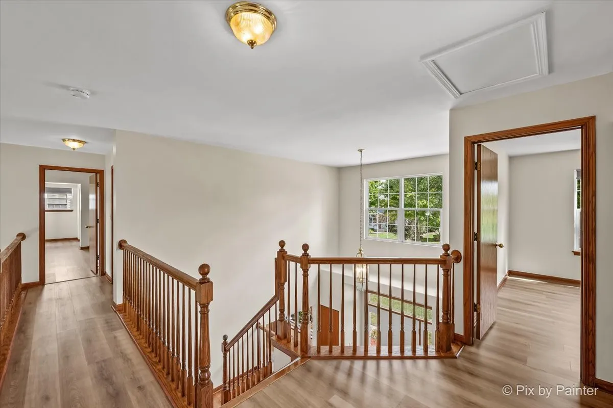 2240 Barrett Dr, ,  60102, USA 60102-Algonquin-IL