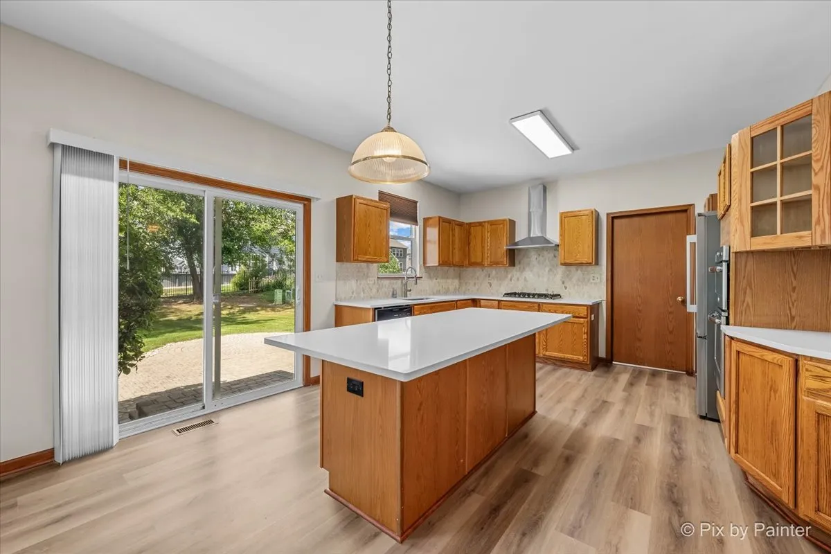 2240 Barrett Dr, ,  60102, USA 60102-Algonquin-IL