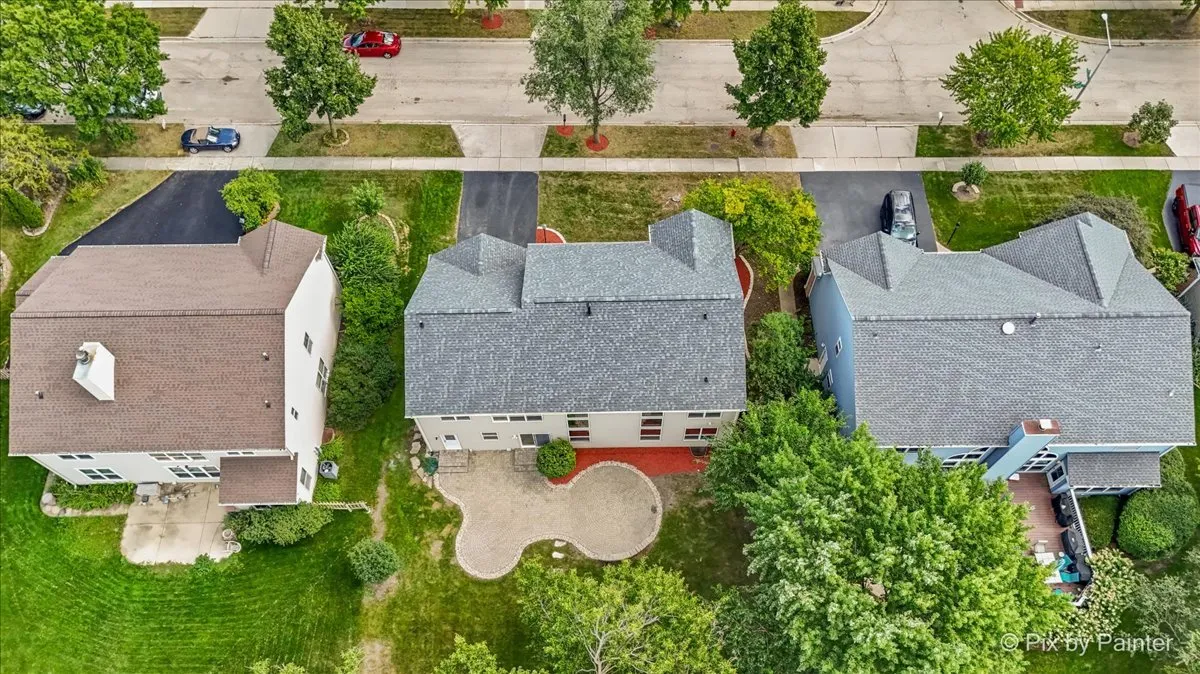 2240 Barrett Dr, ,  60102, USA 60102-Algonquin-IL