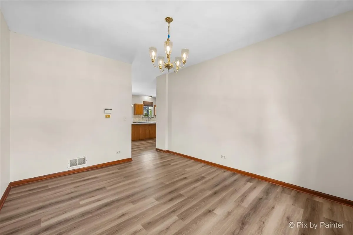 2240 Barrett Dr, ,  60102, USA 60102-Algonquin-IL