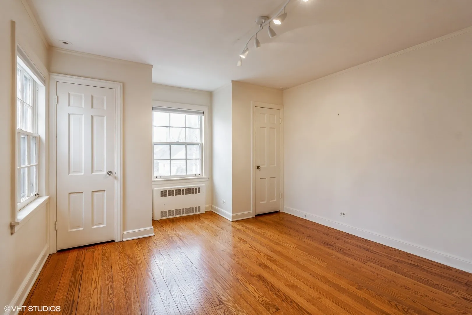 341 S Prospect Ave, ,  60126, USA 60126-Elmhurst-IL