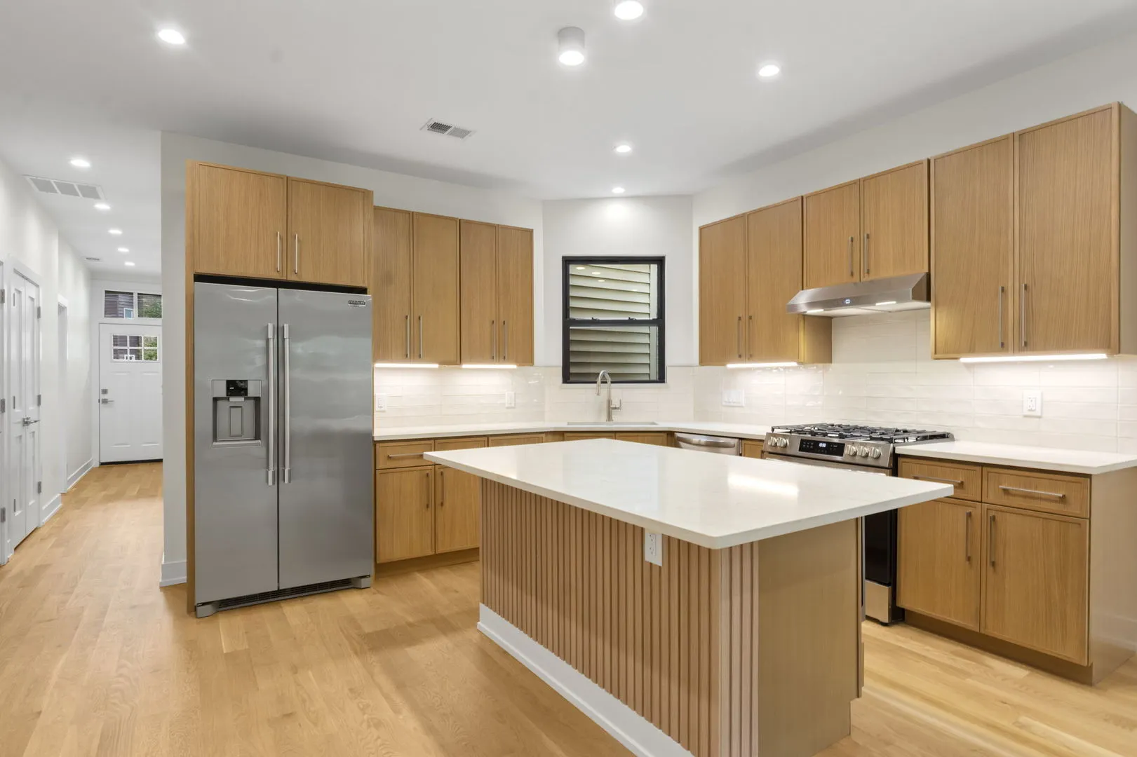 1246 W Bryn Mawr Ave, ,  60660, USA 60660-Chicago-IL